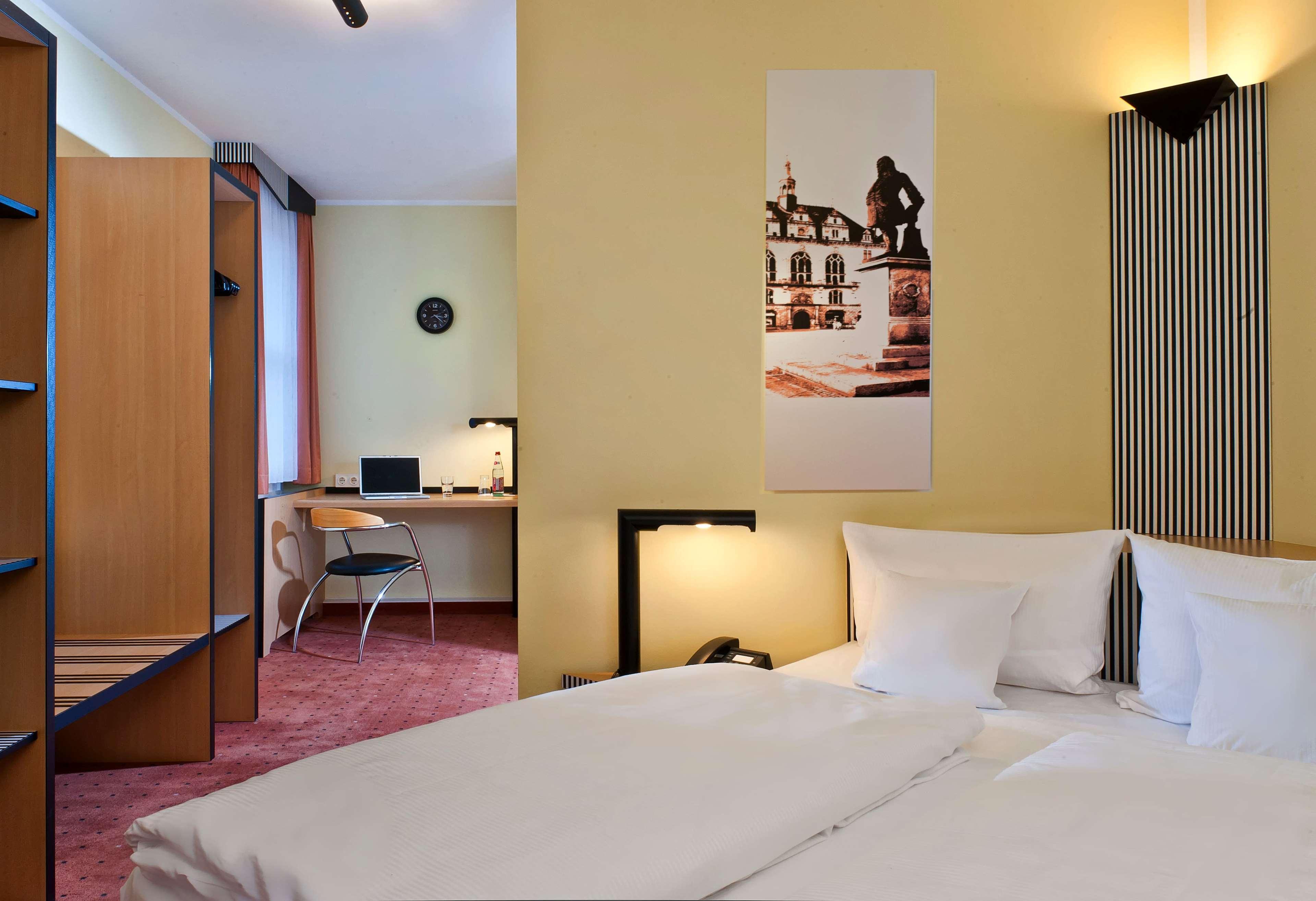 Tryp By Wyndham Halle Halle  Exterior foto